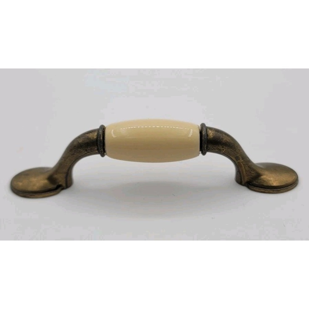 Set‎ of 8 Used Amerock Barrel Ceramic Cabinet Drawer Pull Ivory Grandma Cottage